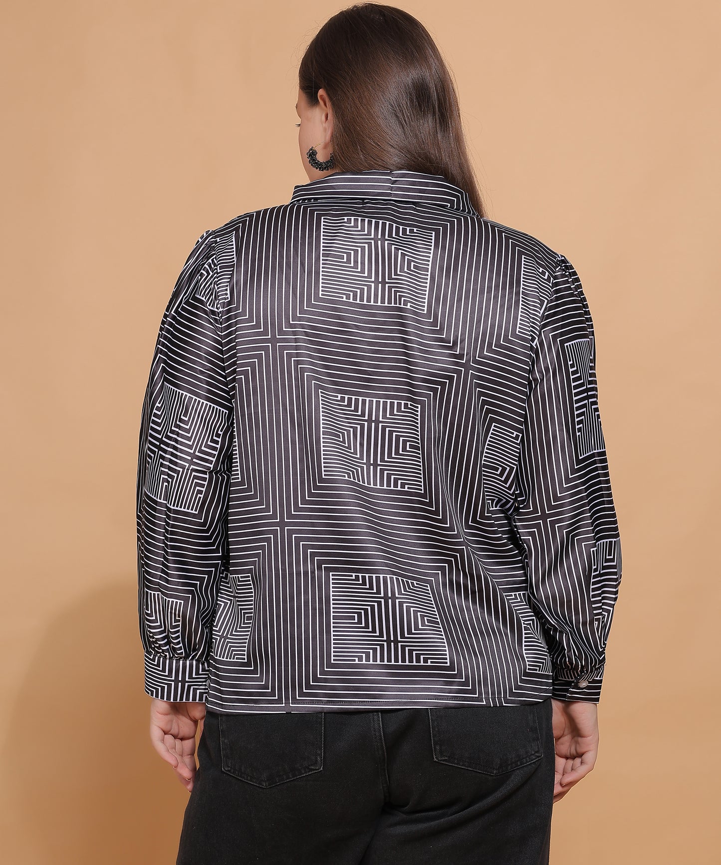 Graphica Monochrome Bow Top